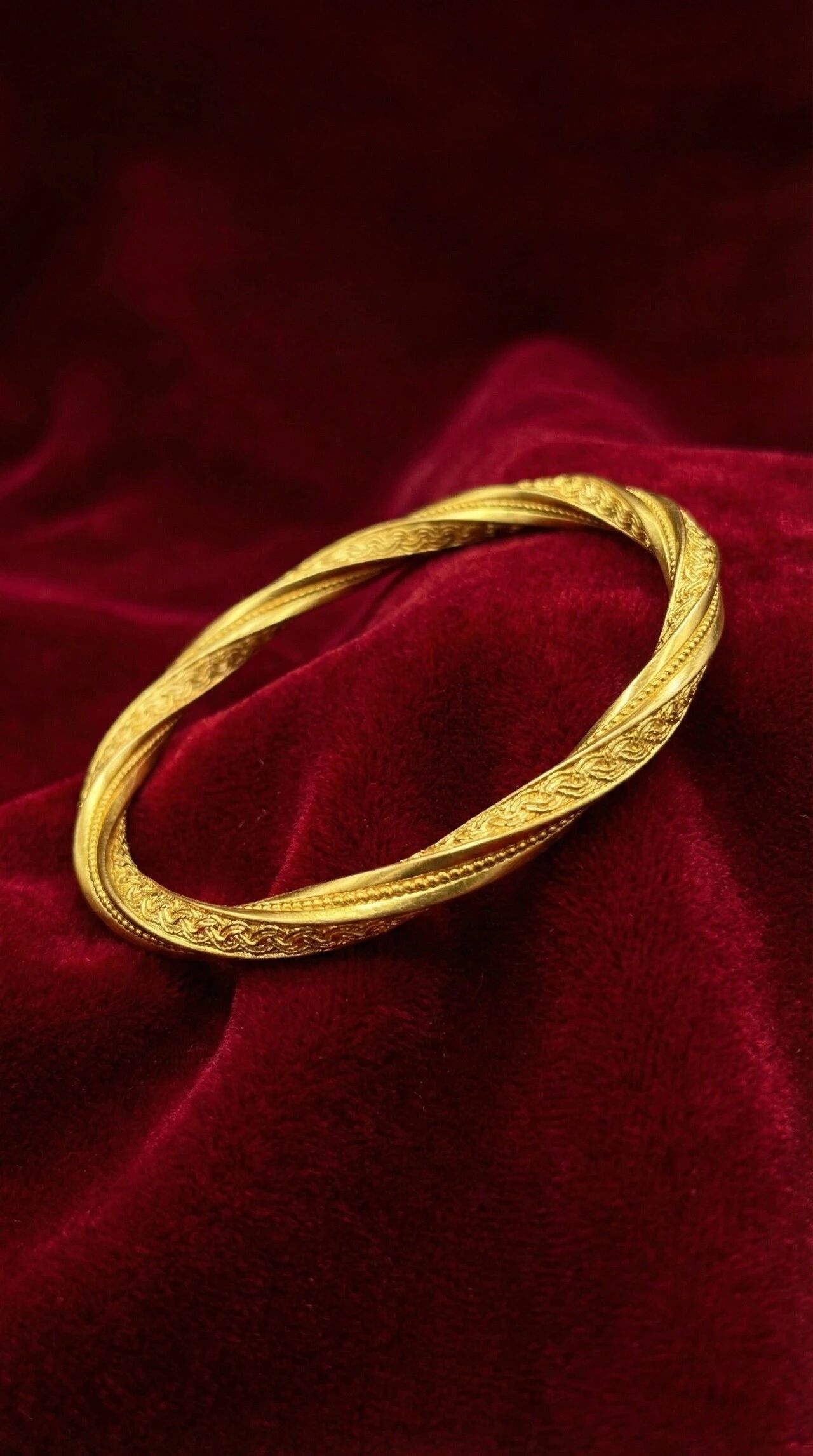 足金绞丝缠枝纹手镯(图2)